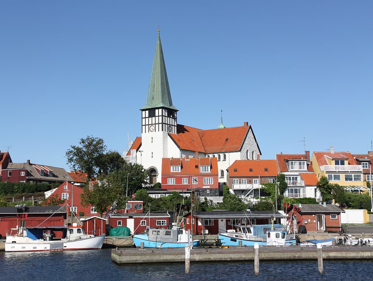Bornholm is defined by is deep-rooted culinary traditions and modern traditions, as well as its diverse natural landscapes.