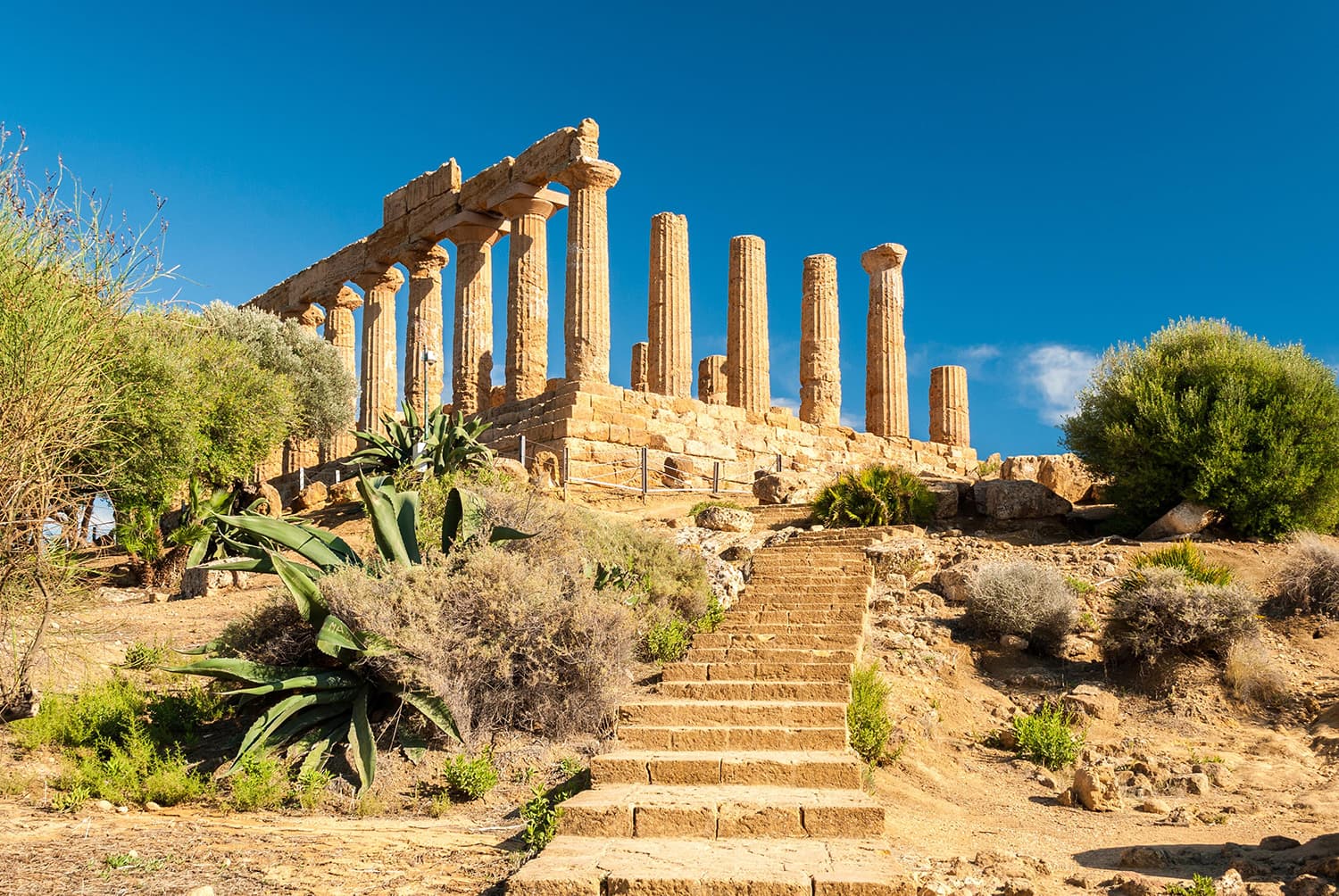 Italy Sicily istock 493372496