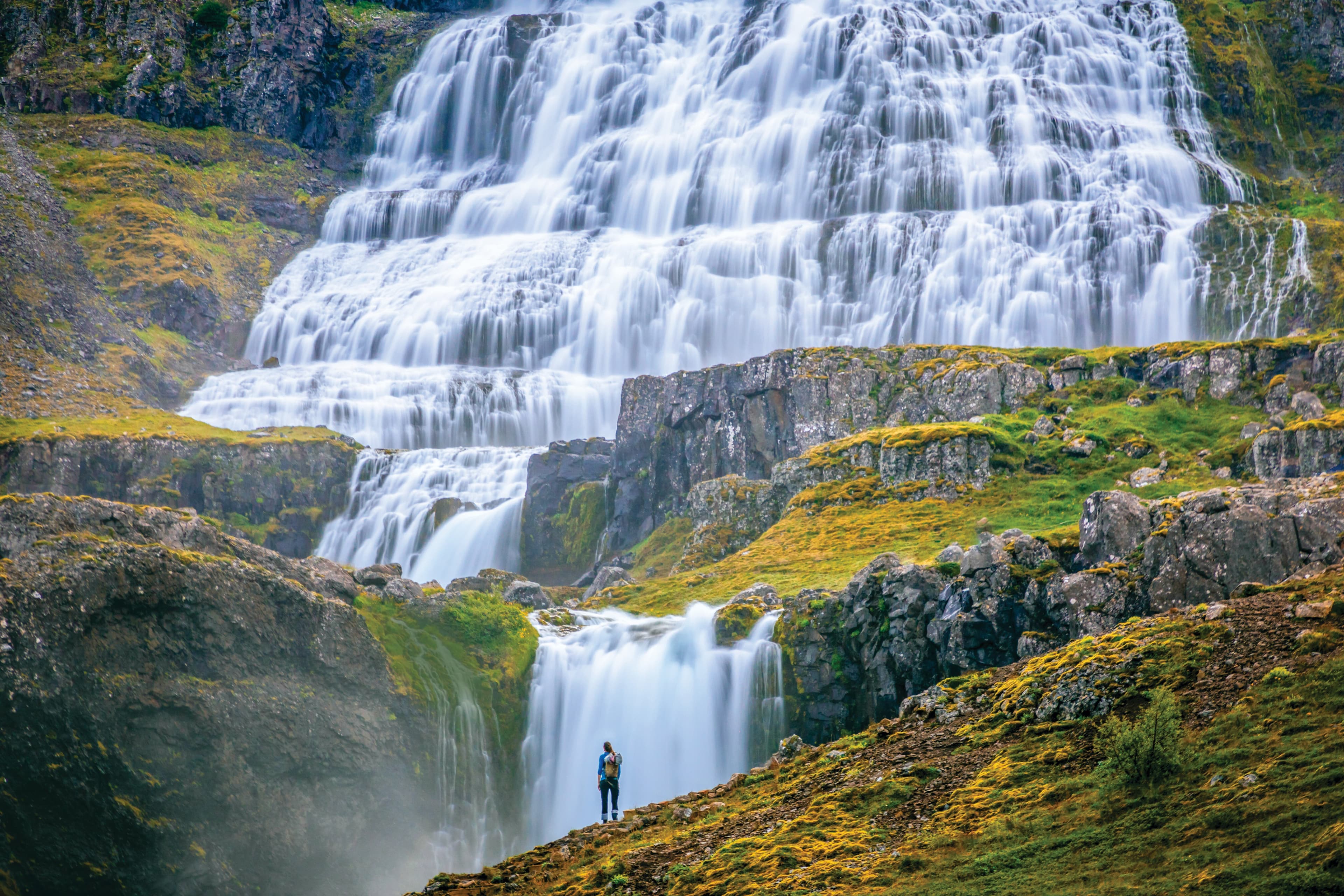Large RGB-Lindblad Expeditions-Iceland Arnarfjörður 134.jpg