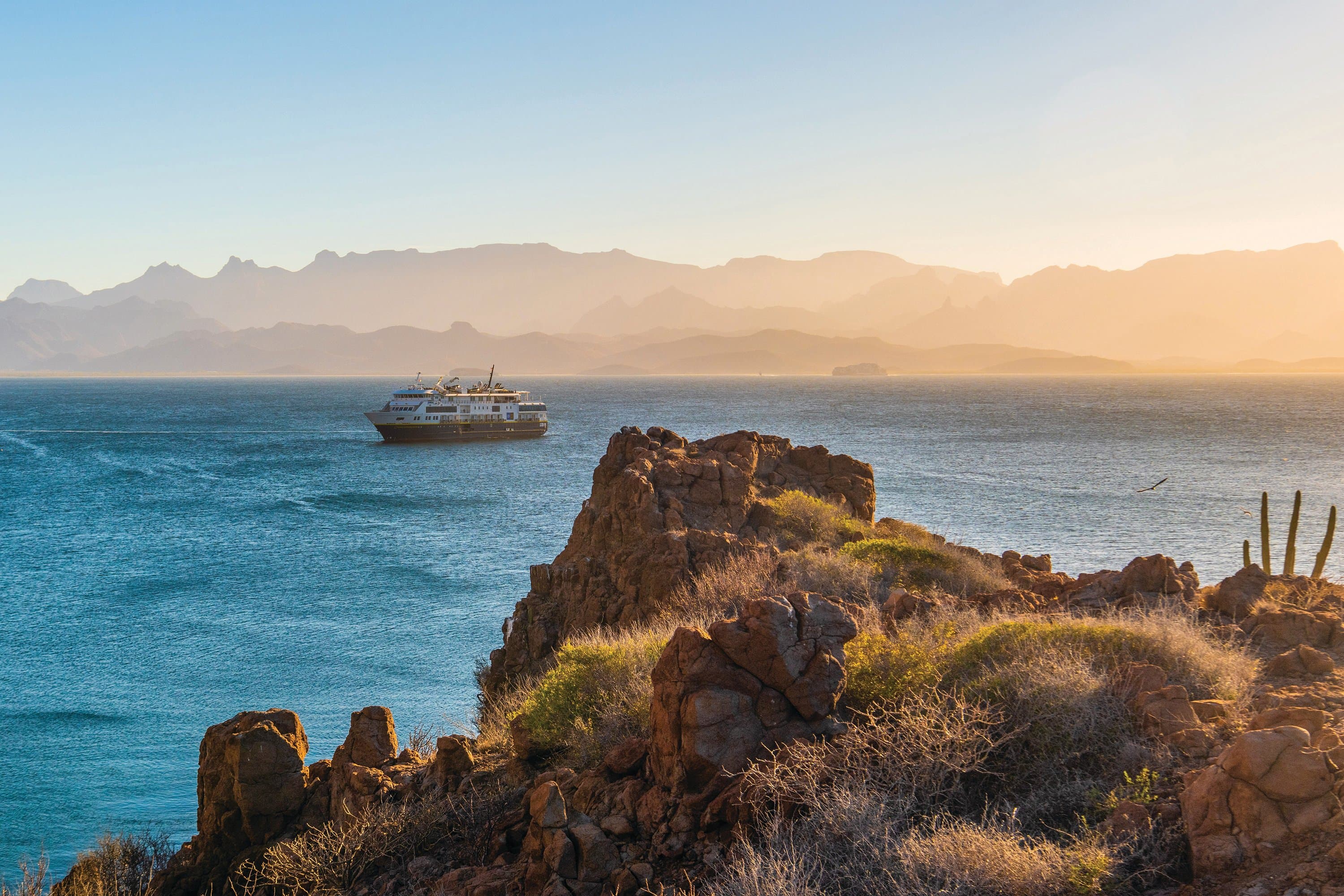 Hero Image Large RGB-LEX-Mexico Baja California Sur - Ship NG Venture Exterior - BM845.jpg